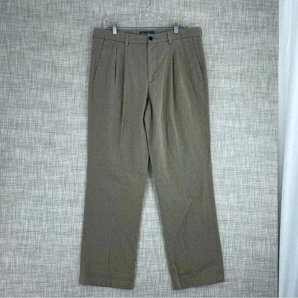 Eddie Bauer Mens Size 34 pleated khaki trousers 2206 - Picture 1 of 11